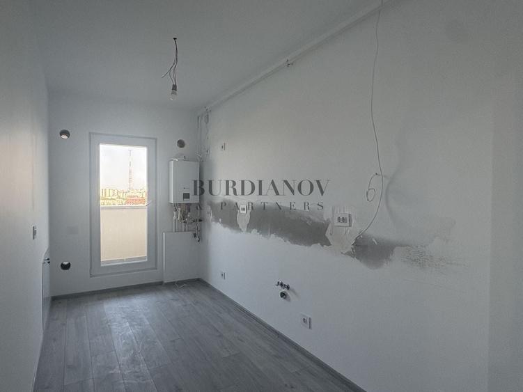 Apartament cu 3 camere decomandat în Lacul Morii