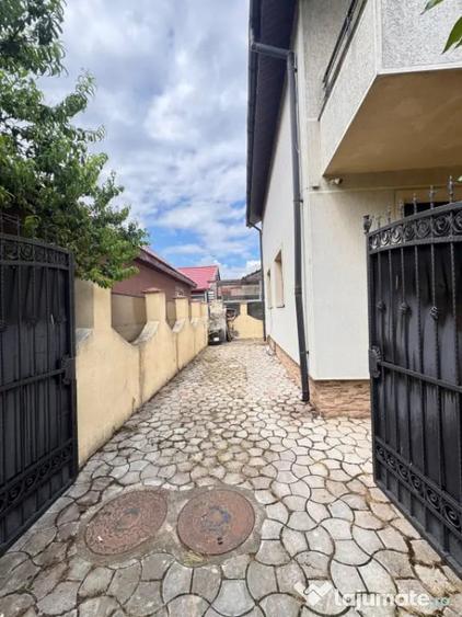 Casă cu 3 camere cu Teren 200 Mp în Palas