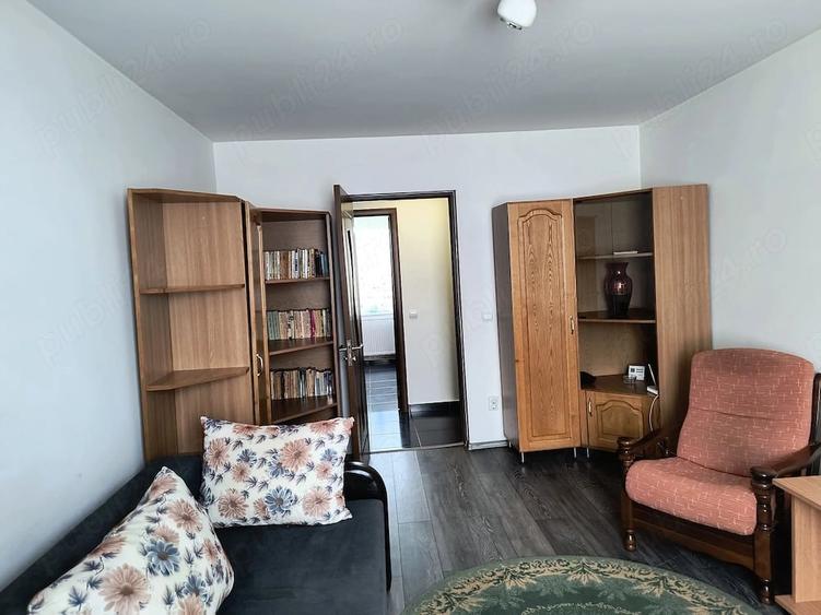 Apartament cu 3 camere decomandat în Ultracentral