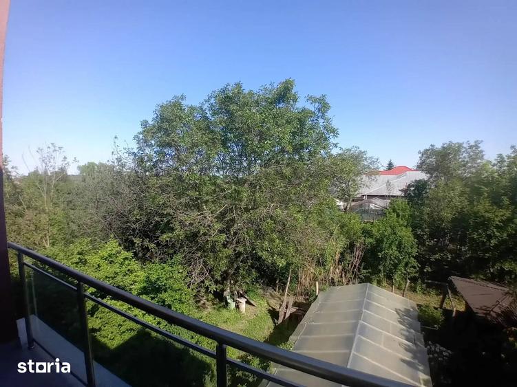 Casă cu 4 camere cu Teren 100 Mp în Nord