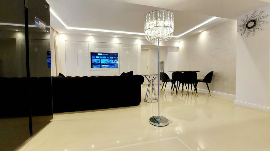 Apartament cu 2 camere decomandat în Crângași