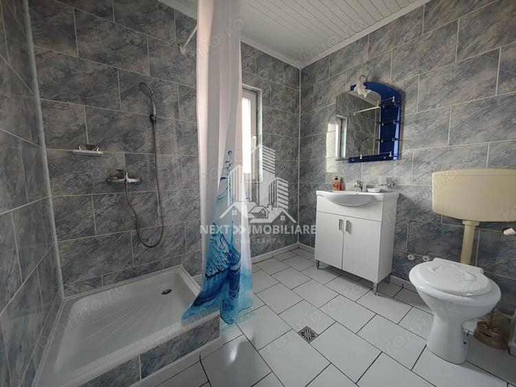 Casă cu Canalizare în Central
