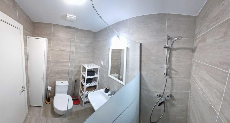 Apartament cu 2 camere decomandat în Costin Georgian
