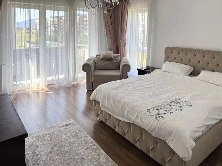 Apartament cu 2 camere decomandat în Avantgarden