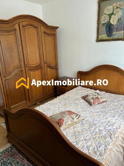 Apartament cu 4 camere semidecomandat în Crângași