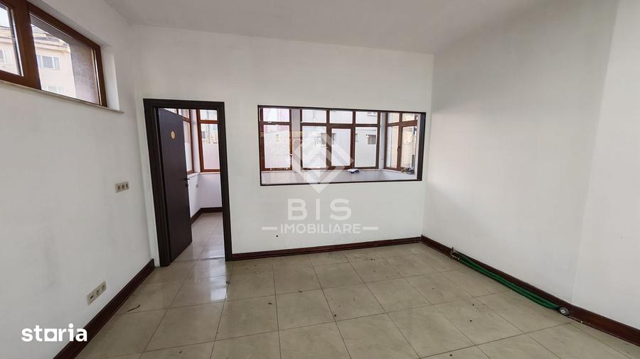 Spațiu comercial, de 90 mp, în Central