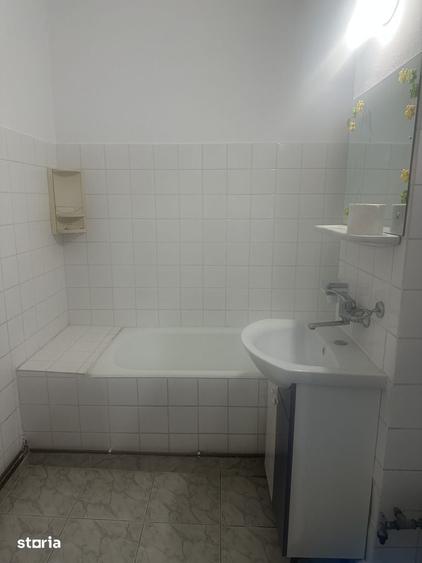 Apartament cu 2 camere decomandat în Ultracentral
