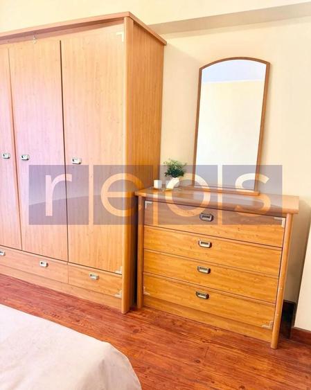 Apartament cu 4 camere, mobilat în Splaiul Unirii