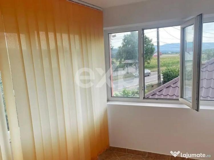 Casa / Vila cu 6 camere de vanzare Leontinesti - Bacau - 2