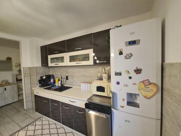 Apartament cu 2 camere decomandat în Govândari