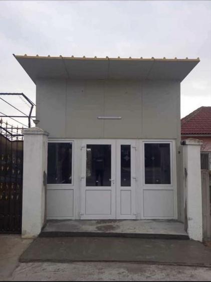 Spațiu comercial, de 40 mp, în Daneți