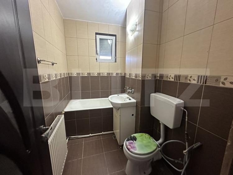 Apartament cu 2 camere decomandat în Botizului