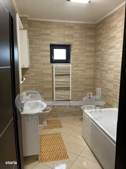 Apartament cu 3 camere decomandat în Grădinari