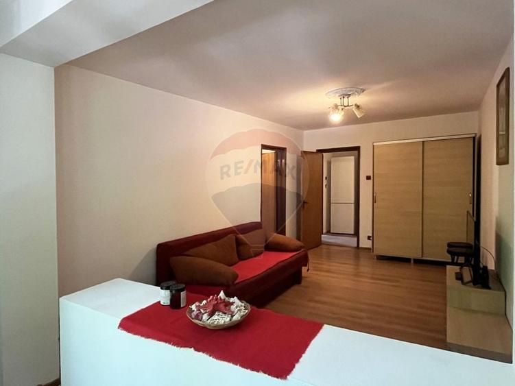 Apartament cu 2 camere de vânzare în zona Alexandru Obregia - 2