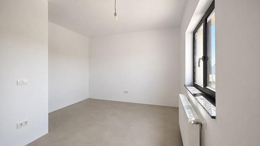 Duplex cu 3 camere cu Canalizare în Moșnița Nouă