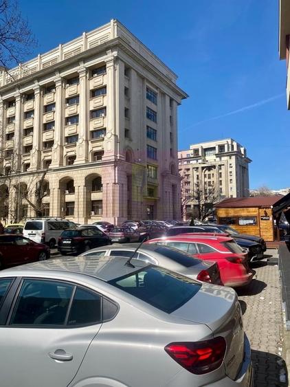 Spațiu comercial, de 568 mp, în Unirii
