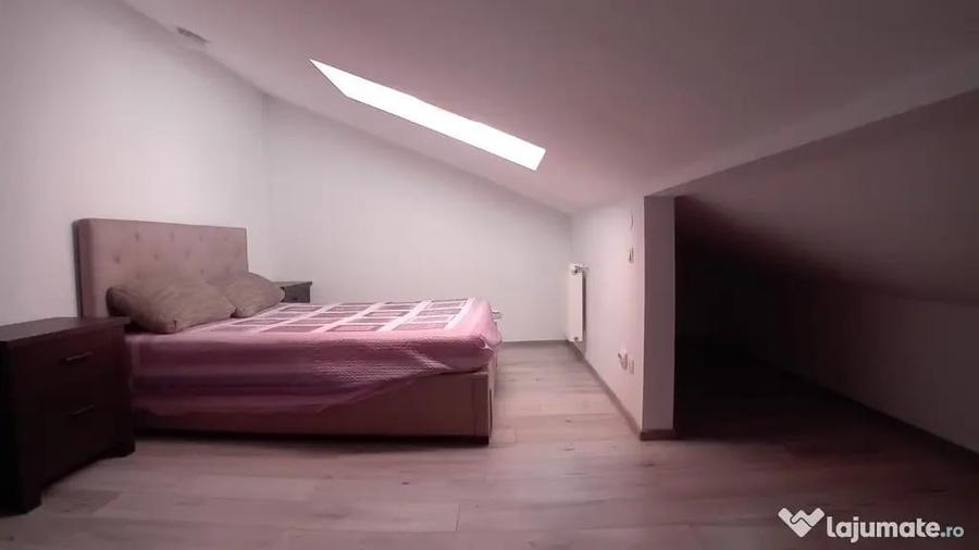 Apartament cu 3 camere decomandat în Sud
