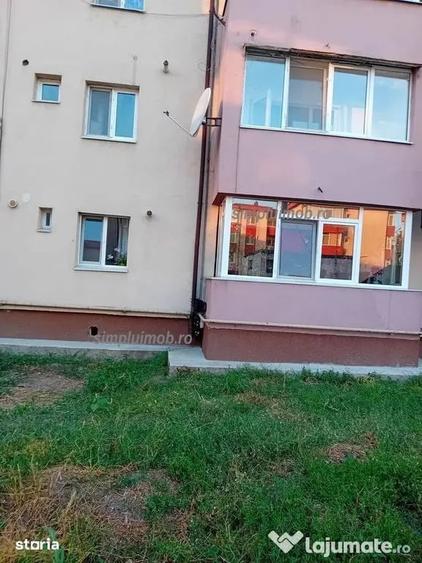 Apartament cu 2 camere decomandat în Jilava