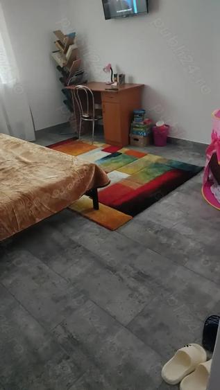 Casă cu 3 camere în Central