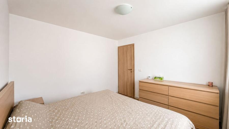 Apartament cu 3 camere, mobilat în Lunei