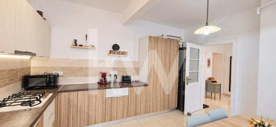 Închiriere apartament cu 3 camere, mobilat și utilat, Central Brasov - 6