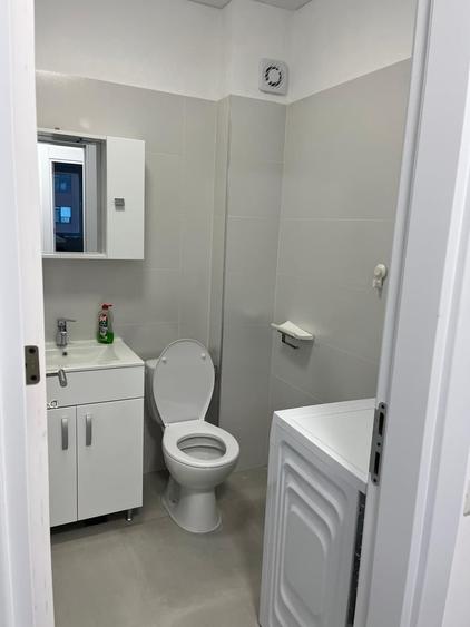 Apartament cu 2 camere decomandat, mobilat în Central