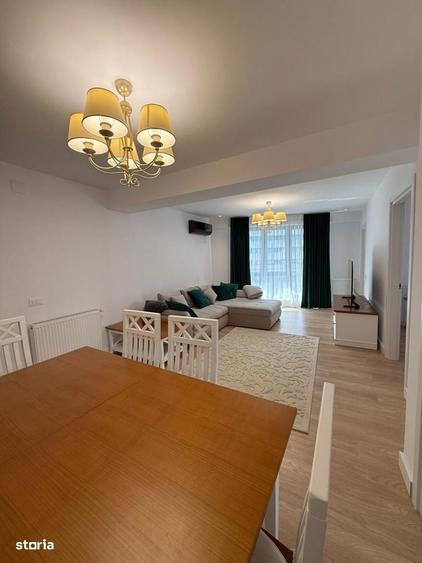 Apartament cu 3 camere, mobilat în Băneasa