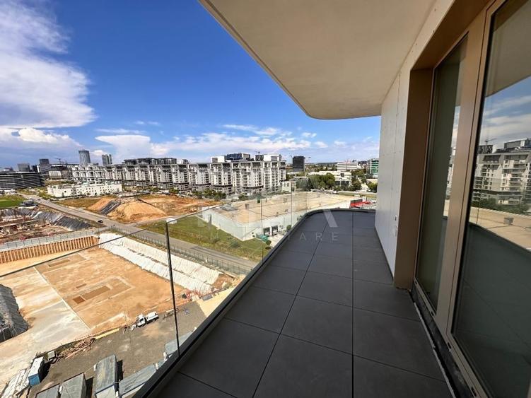 Apartament cu 3 camere semidecomandat în Aviației