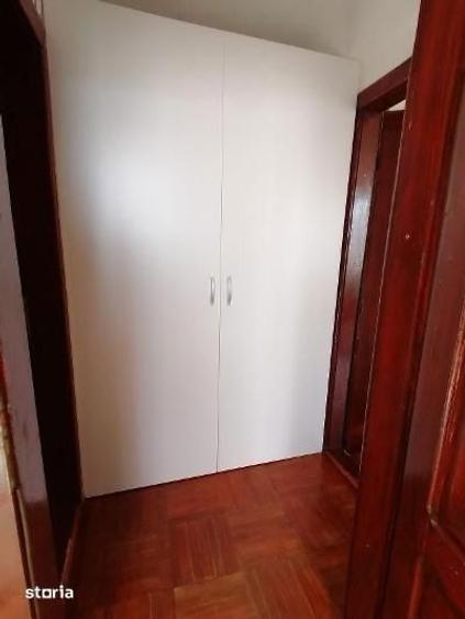 Apartament de inchiriat! Zona UTA - 6