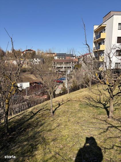 Casă cu 3 camere cu Teren 1141 Mp în Central