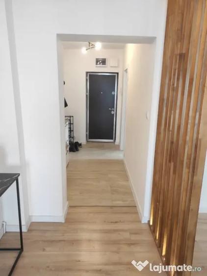 Apartament cu 3 camere decomandat în George Enescu