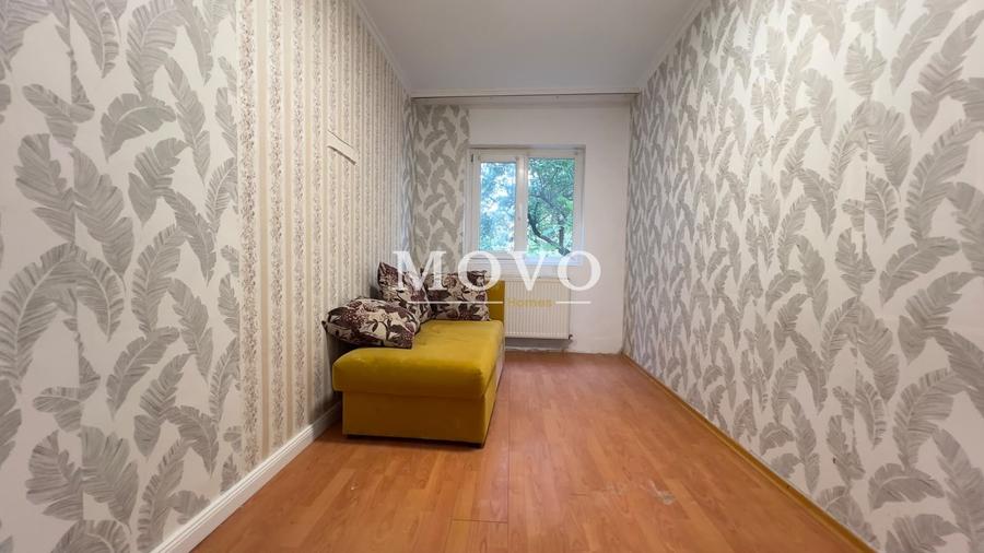 Apartament cu 3 camere decomandat, mobilat în Lipovei