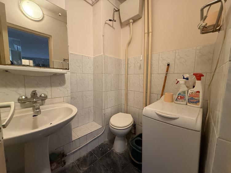 Apartament cu 2 camere decomandat, mobilat în Complex Studențesc