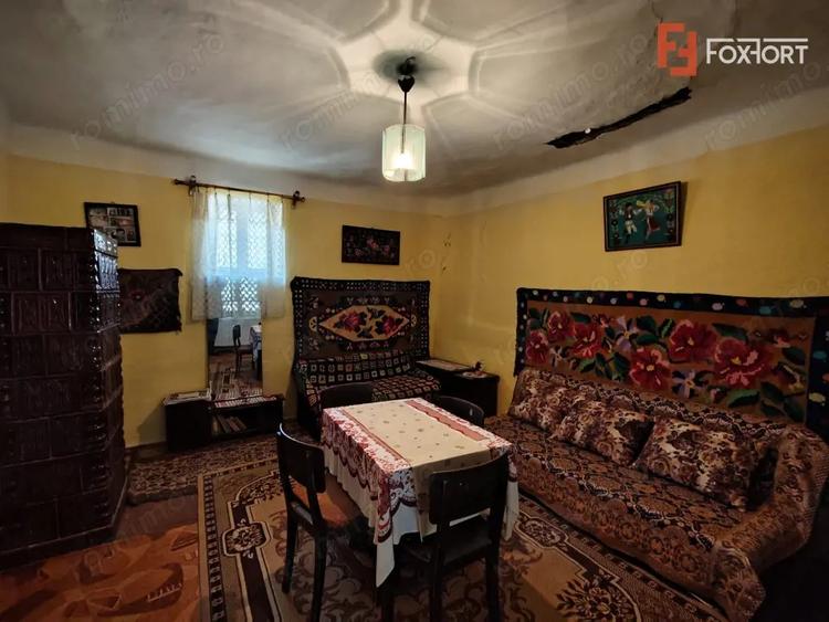 Casă cu 3 camere cu Teren 574 Mp în Est