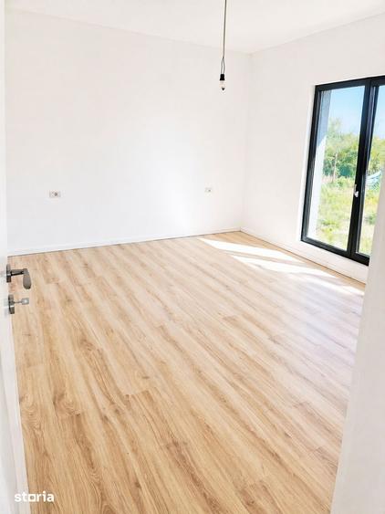 Casă cu 3 camere cu Teren 111 Mp în Păcurari