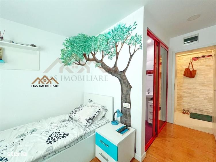 Apartament cu 3 camere, mobilat în Central