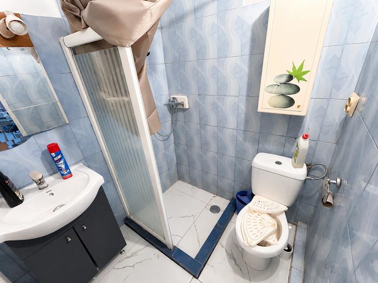 Apartament cu 2 camere semidecomandat, mobilat în Lipovei
