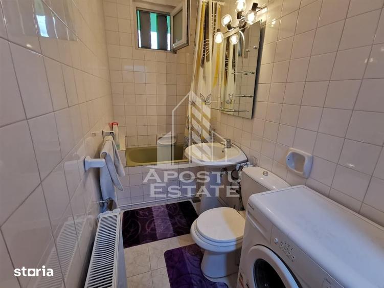 Apartament cu 2 camere , de inchiriat, decomandat, Zona Complex - 2