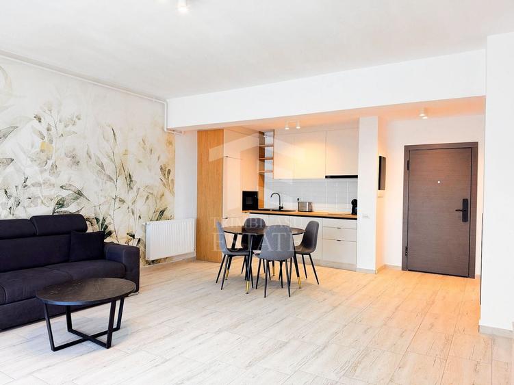 Apartament cu 2 camere semidecomandat, mobilat în Exterior Est