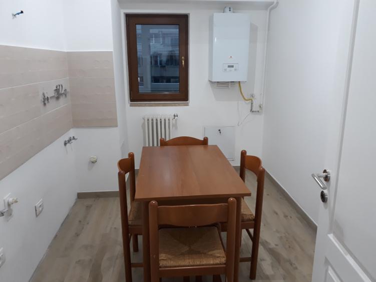 Păcurari-Lukoil,trei statii de Centru,semimobilat ,ofertă deosebită, 72 MP - 1