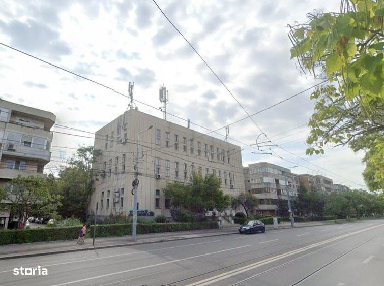 Spațiu comercial, de 1,493 mp, în Sud