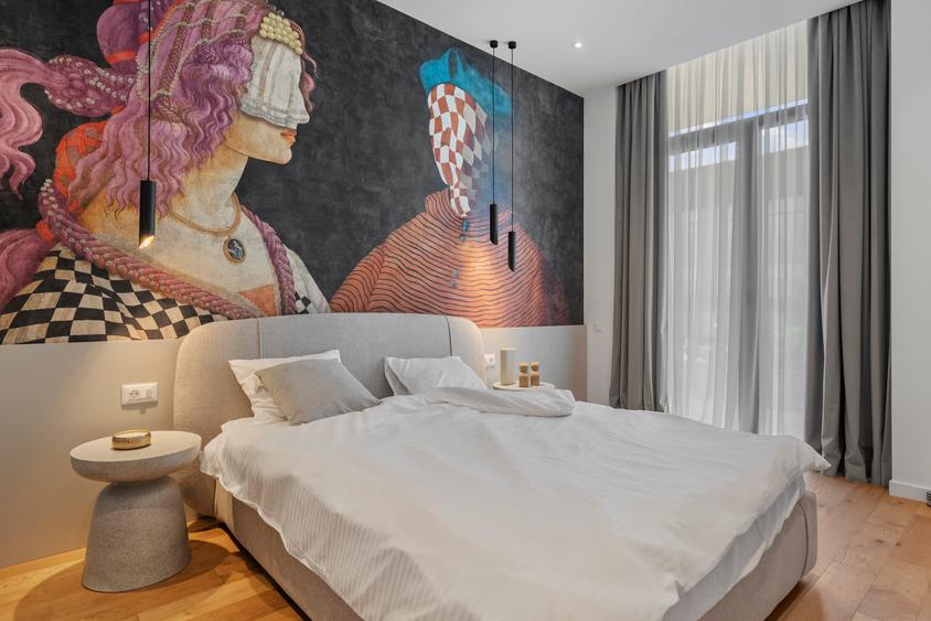 Penthouse cu 4 camere semidecomandat, mobilat în Cotroceni