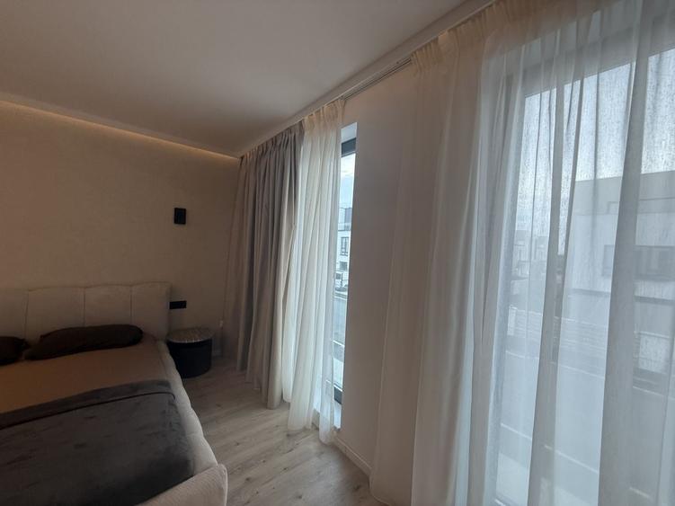 Casă individuală cu 4 camere cu Canalizare în Central