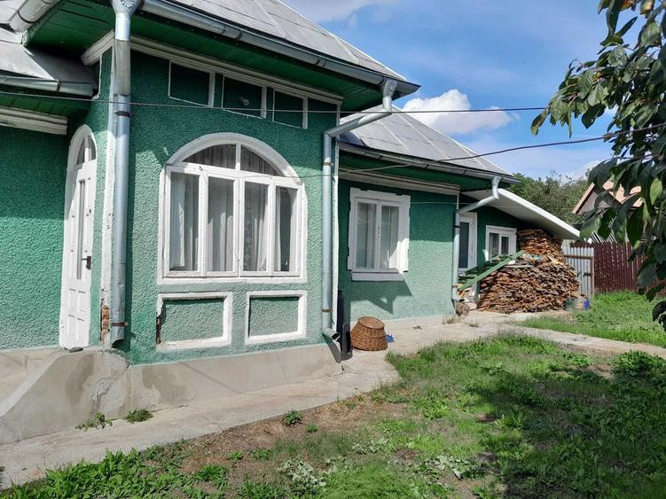 Casă cu 3 camere în Central