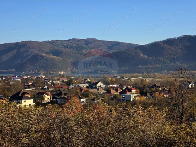 Teren de 6874 mp, în Alexandru cel Bun