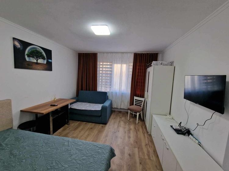 Garsonieră decomandată în Exterior Vest