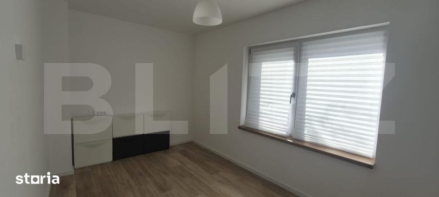 Casă cu 5 camere cu Teren 425 Mp în Bârnova