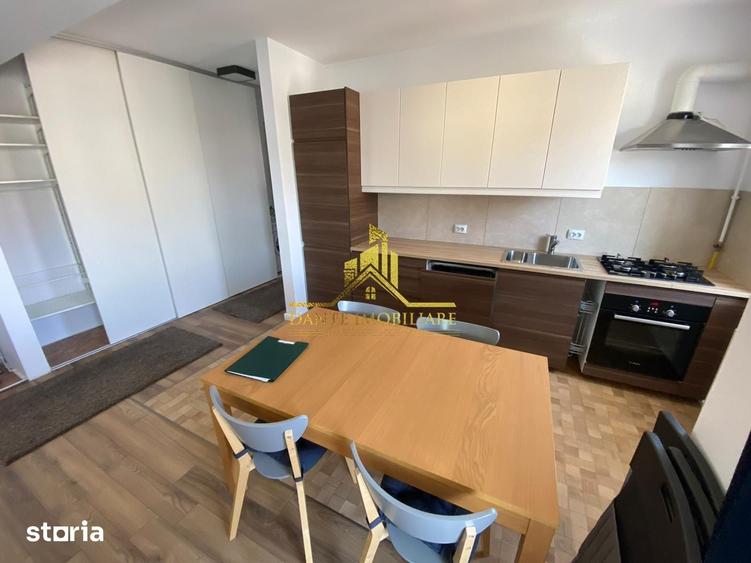 Apartament cu 2 camere semidecomandat în Bună Ziua