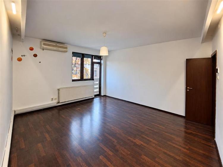 Apartament cu 2 camere decomandat în Semicentral