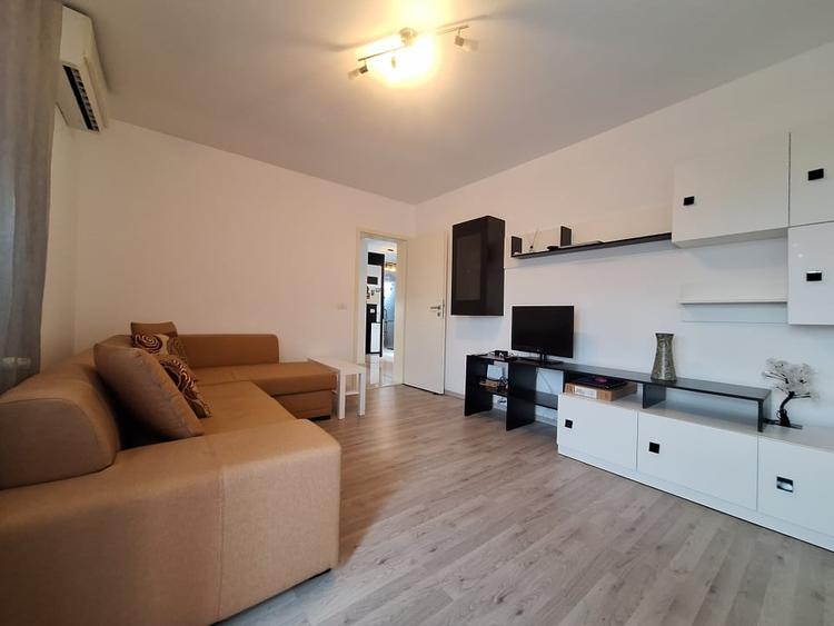 Apartament cu 2 camere decomandat, mobilat în Aradului
